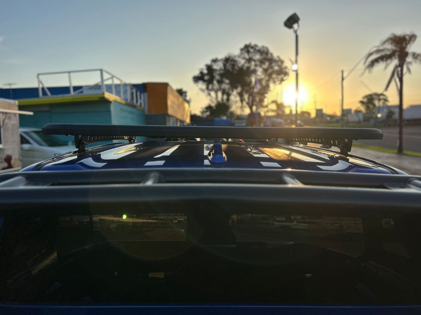 Roof Rack Platform EMP 1400x1250mm Aluminium In Built 28” LED Light Bar suit N80 Hilux 2015+